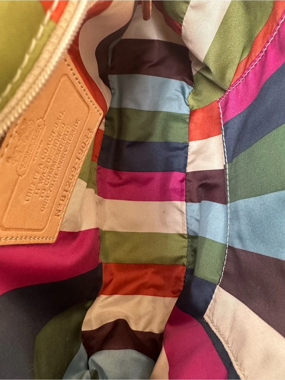🌈Coach  70th Anniversary Edition Willis Bag 19034 🌈 - Picture 9 of 11